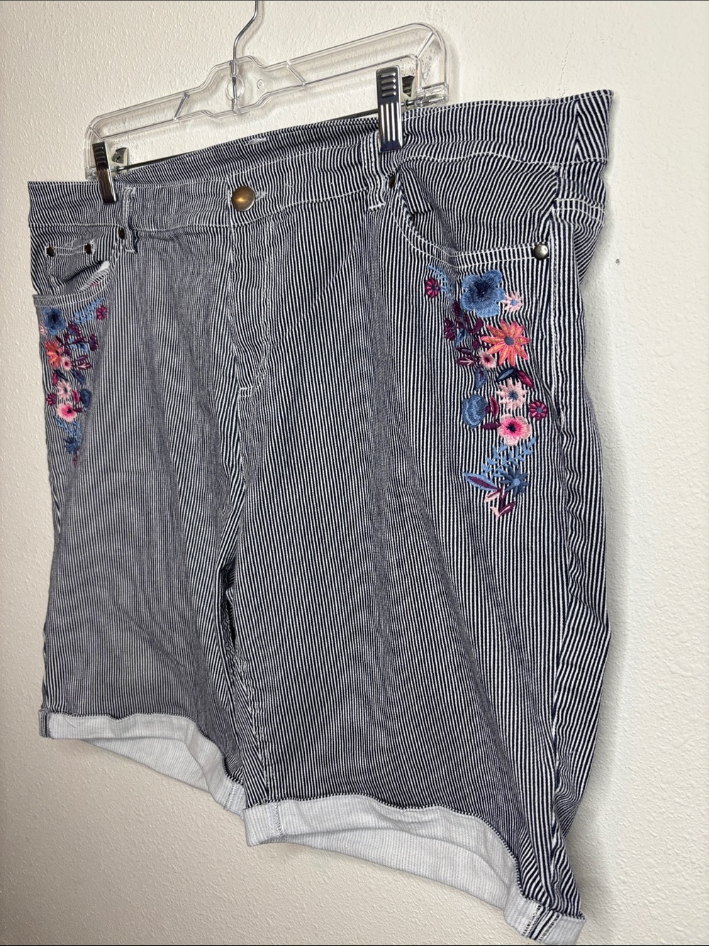 CJ Banks Navy Pinstripe Floral Embroidered Jean Shorts - Picture 3 of 10